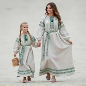 Платье Берегиня, небеленый лен с зеленым